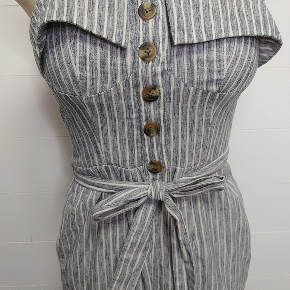 AEO striped wide leg belted jumpsuit size 0 - Picture 5 of 15